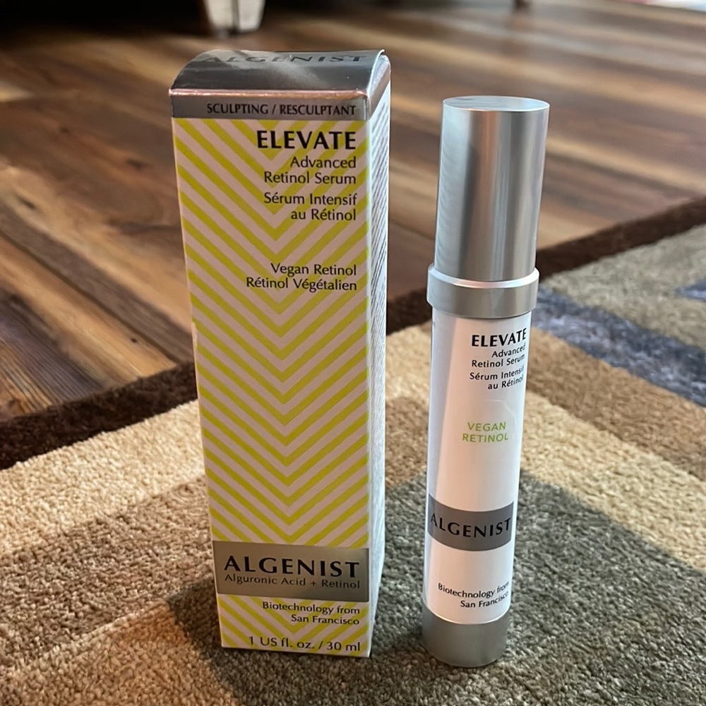 New in box Algenist Elevate Advanced Retinol Serum